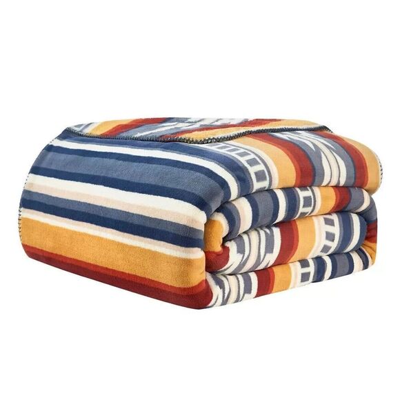 PENDLETON BLANKET *NWT*- Pendleton Plush Blanket QUEEN SIZE - Picture 4 of 6